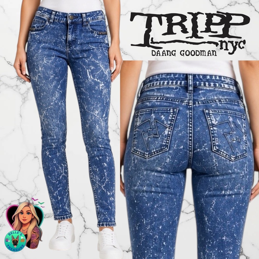 Tripp NYC Women's 15/16 Acid Wash Skinny Jeans Blue Studded Lightening Bolt